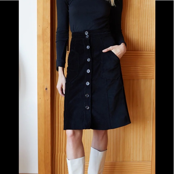 Emerson Fry Dresses & Skirts - Emerson Fry Margot Black Velvet Button Front Skirt Medium